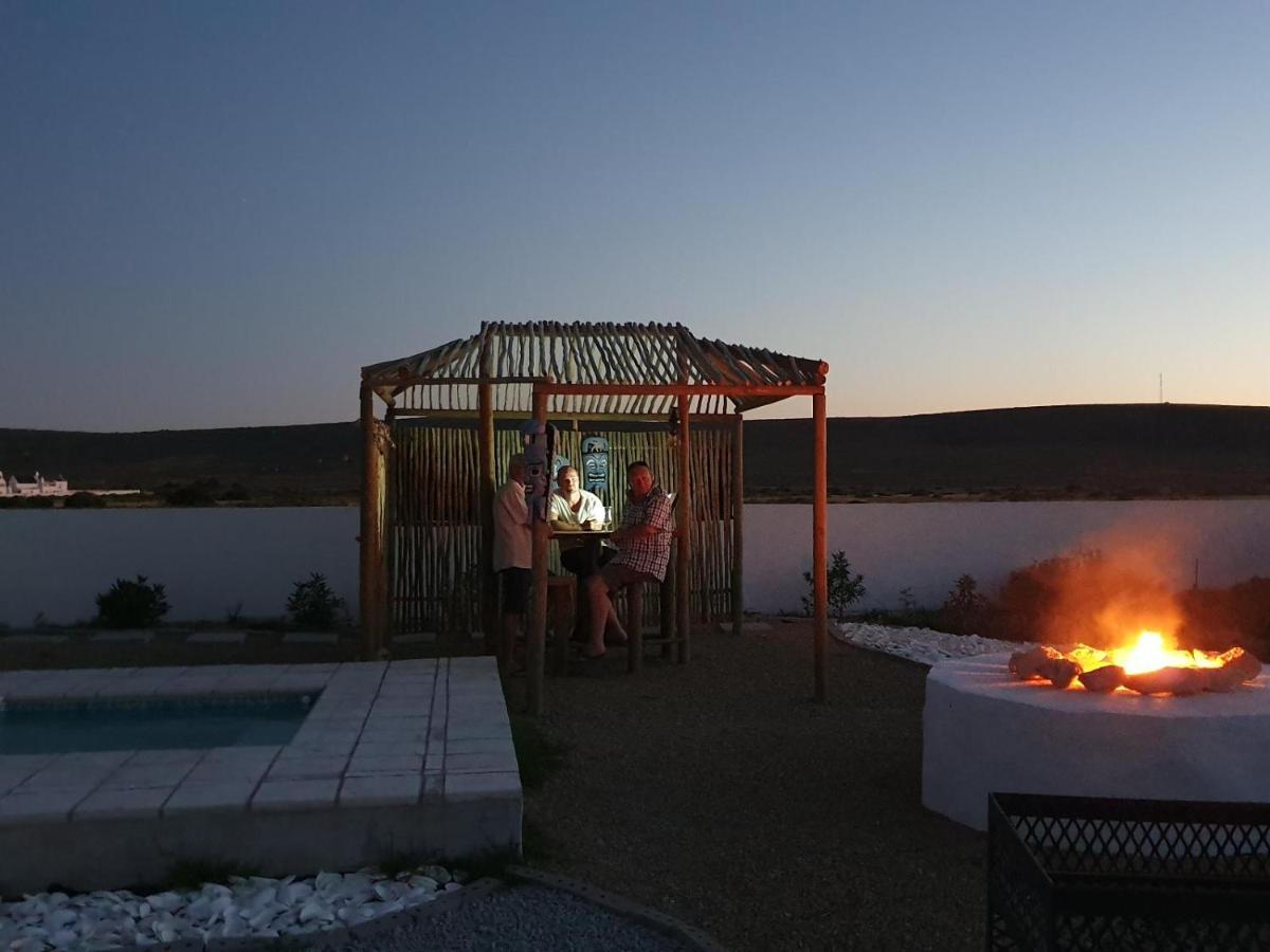 The Tiki Hut Apartment *
