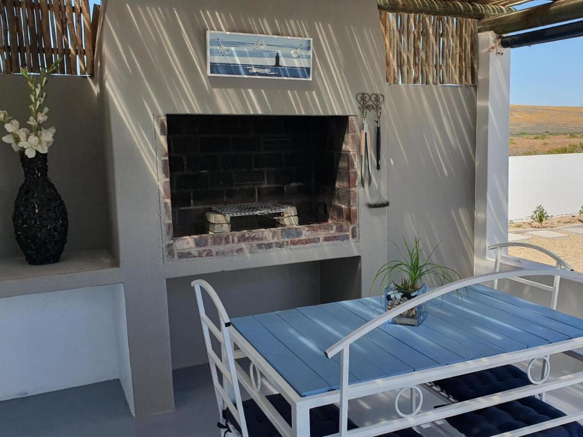The Tiki Hut * St Helena Bay