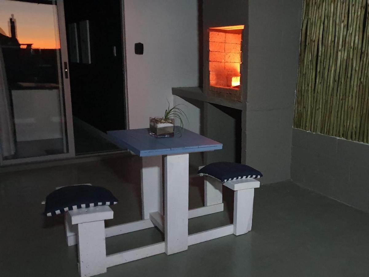 The Tiki Hut Apartment *